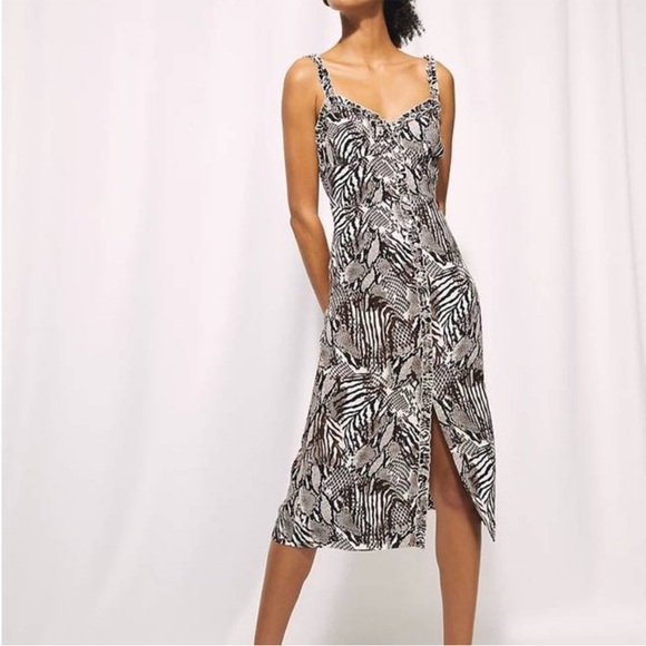 Aritzia Wilfred heartthrob dress - Picture 1 of 7